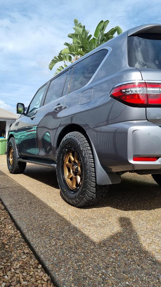 Nissan Y62 Patrol 4x4 Detail